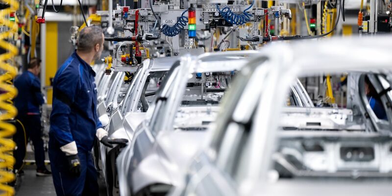 BMW hat zuletzt weniger Gewinn gemacht. - Foto: Sven Hoppe/dpa