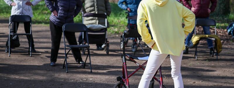 Zur Demenzprävention ist verschiedenen Studien zufolge nicht nur geistiges, sondern auch körperliches Training wichtig.(Symbobild) - Foto: Jan Woitas/dpa