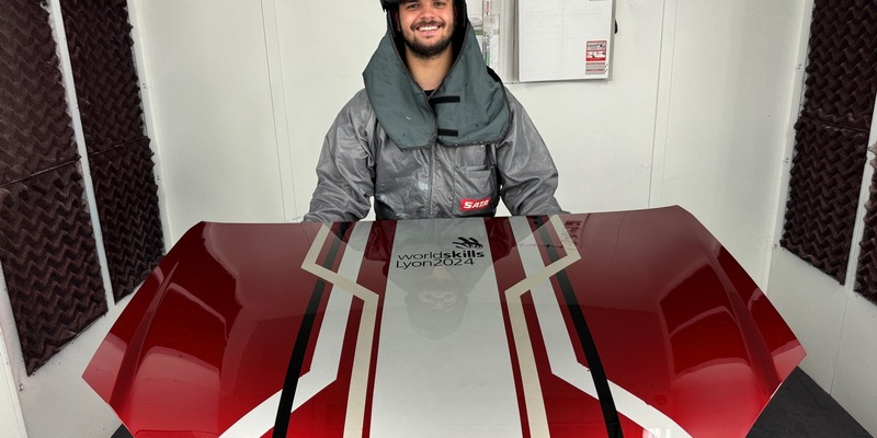 WorldSkills 2024: Jason Scherer aus dem Saarland repräsentiert das deutsche Fahrzeuglackierer-Handwerk bei der WM in Lyon - Foto: presseportal.de