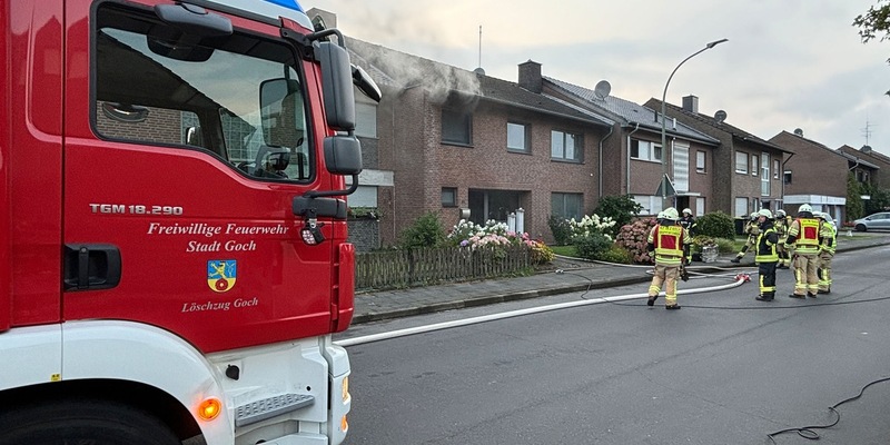 FF Goch: Trockner verursacht Kellerbrand - Foto: presseportal.de