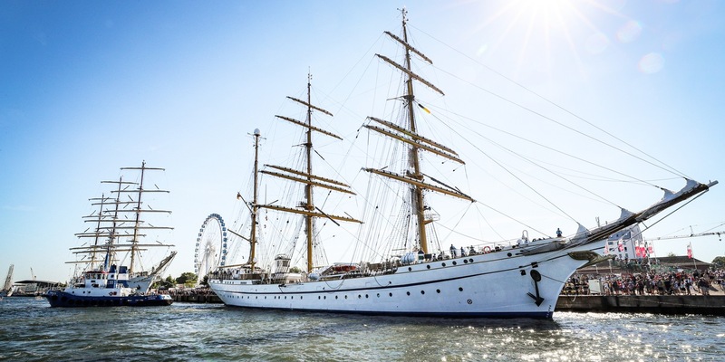 Willkommen an Bord - die Deutsche Marine bei der Hanse Sail 2024 - Foto: presseportal.de