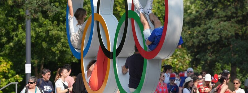 Die olympischen Ringe in Paris - Foto: Marcus Brandt/dpa