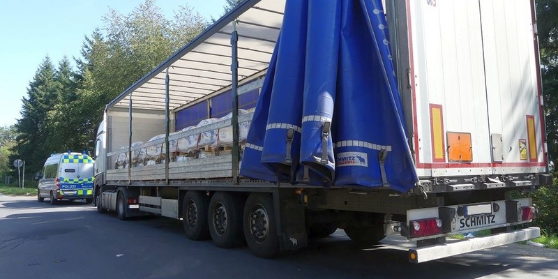 POL-OH: Feststellung zweier Gefahrgut-Sattelzüge mit erheblichen Ladungssicherungsmängeln auf der A7 - Foto: presseportal.de