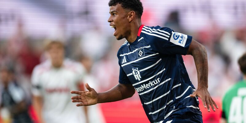 Der 1. FC Köln mit Trainer Gerhard Struber (l) und der Hamburger SV mit Coach Steffen Baumgart eröffneten die Saison in der 2. Fußball-Bundesliga. - Foto: Marius Becker/dpa