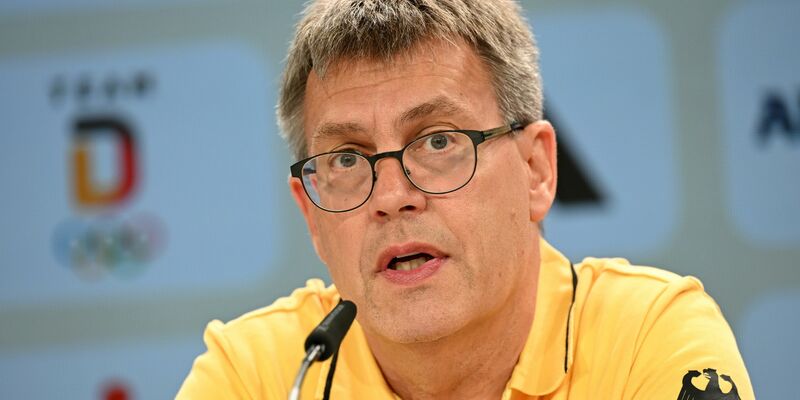 DOSB-Präsident Thomas Weikert hätte sich in der ersten Olympia-Woche ein paar mehr deutsche Medaillen gewünscht. - Foto: Marijan Murat/dpa