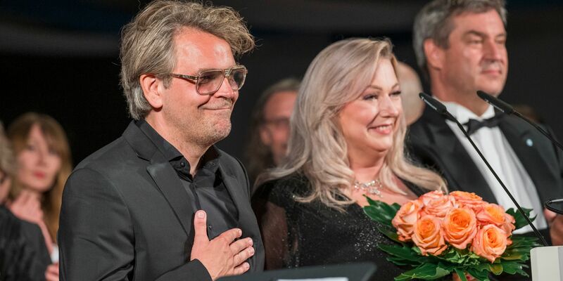 «Tristan»-Regisseur Arnarsson, Festivalchefin Wagner, Ministerpräsident Söder (l-r). (Archivbild) - Foto: Daniel Vogl/dpa