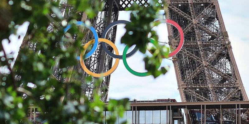 Eiffelturm mit Olympischen Ringen (Archiv) - Foto: über dts Nachrichtenagentur