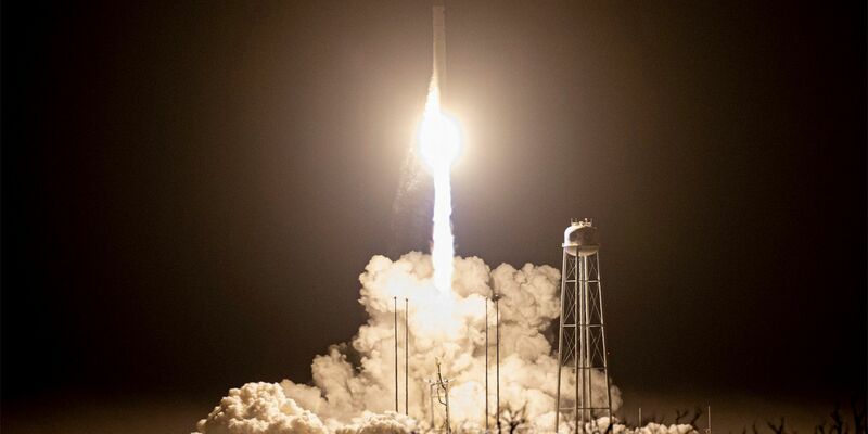 Diese Aufnahme zeigt einen «Cygnus»-Start im November 2022. (Archivfoto) - Foto: Terry Zaperach/Nasa/Planet Pix via ZUMA Press Wire/dpa