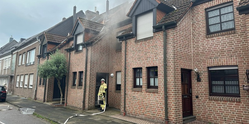 FF Goch: Gebäude nach Trocknerbrand unbewohnbar - Foto: presseportal.de