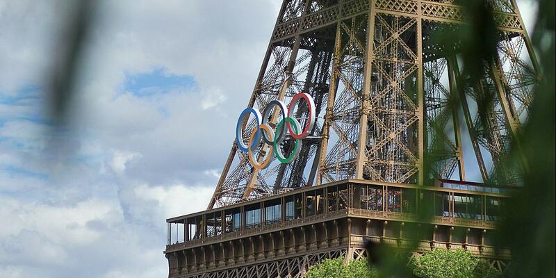 Eiffelturm mit Olympischen Ringen (Archiv) - Foto: über dts Nachrichtenagentur