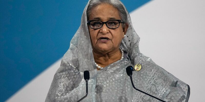 Premierministerin Sheikh Hasina tritt nach Armeeangaben zurück. - Foto: Christophe Ena/AP/dpa