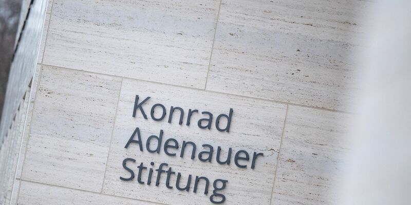 Wie viele andere deutsche Nichtregierungsorganisationen ist nun auch die Adenauer-Stiftung offiziell in Russland nicht mehr erwünscht, also praktisch verboten. (Archivbild) - Foto: Monika Skolimowska/dpa