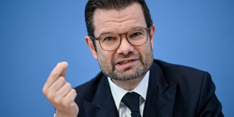 «Es wird keine Befugnisse zum heimlichen Schnüffeln in Wohnungen geben», sagt Justizminister Marco Buschmann. (Archivbild) - Foto: Britta Pedersen/dpa