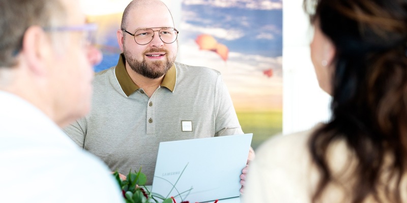 Bestattungsvorsorge: Warum Maiko Maaz von Wiegmann & Maaz Bestattungen eine Absicherung für den Trauerfall dringend empfiehlt - Foto: presseportal.de