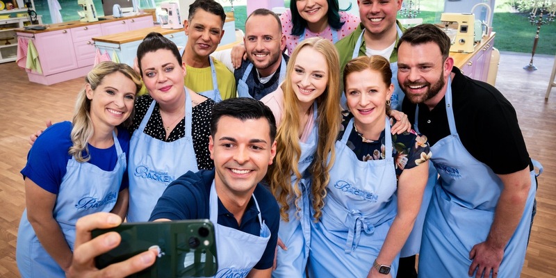Sandra Lydia Sonja Fabian Samuel Vanessa Anna-Lisa Patrik Sibylle Florian Das große Backen - Foto: Seven.One/Claudius Pflug, presseportal.de