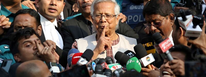 Einem Protestführer zufolge wünschen sich die Demonstranten den Nobelpreisträger Muhammad Yunus als Chef der Übergangsregierung. (Archivbild) - Foto: Habibur Rahman/ZUMA Press Wire/dpa