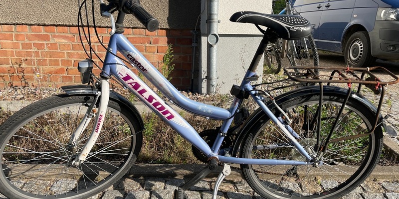 POL-HRO: Kriminalpolizei sucht Eigentümer von zwei Fahrrädern - Foto: presseportal.de