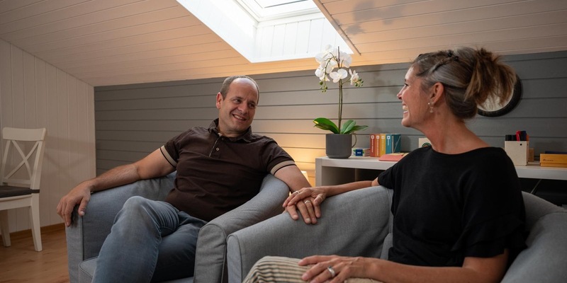 Thomas Schärer und Jeannette Hansen Schärer über das Thema Nachhaltigkeit in der Paarberatung - Foto: presseportal.de
