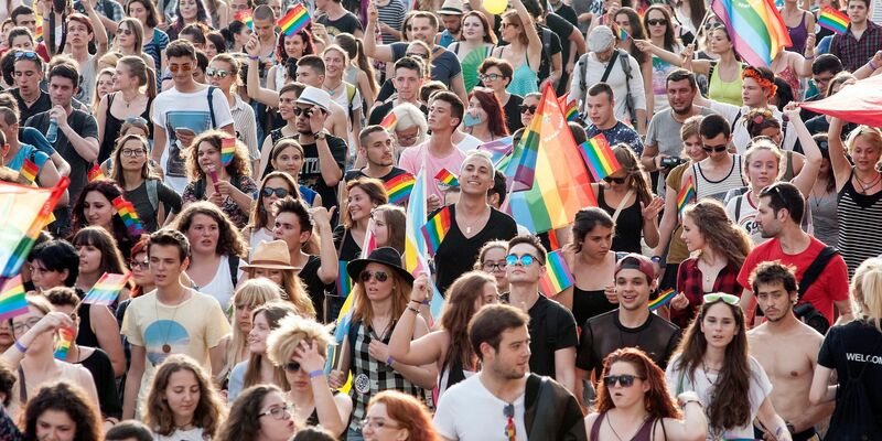 Bulgarien verbietet nicht-heterosexuelle Botschaften und Themen wie  geschlechtliche Selbstbestimmung in Schulen. - Foto: picture alliance / dpa