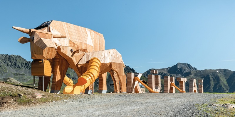 Holz-Kuh lockt junge Gäste ins Kühtai - Foto: presseportal.de
