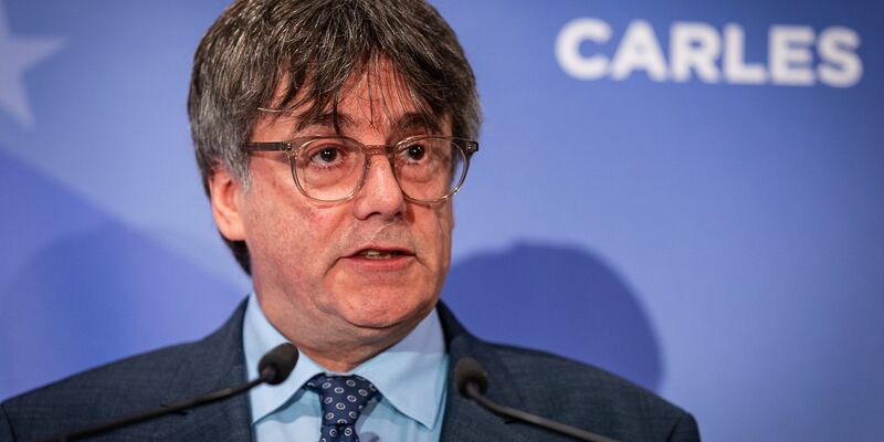 Der katalanische Separatistenführer Carles Puigdemont riskiert mit seiner Rückkehr nach Spanien die Festnahme durch die Polizei. (Archivbild) - Foto: -/Europapress/dpa