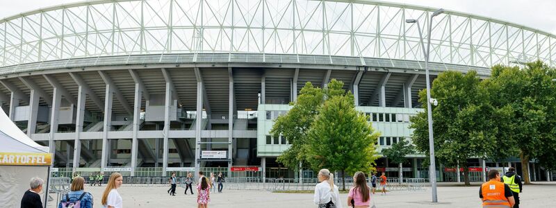 Das Ernst-Happel-Stadion in Wien war für alle drei Konzerte ausverkauft. - Foto: Florian Wieser/APA/dpa