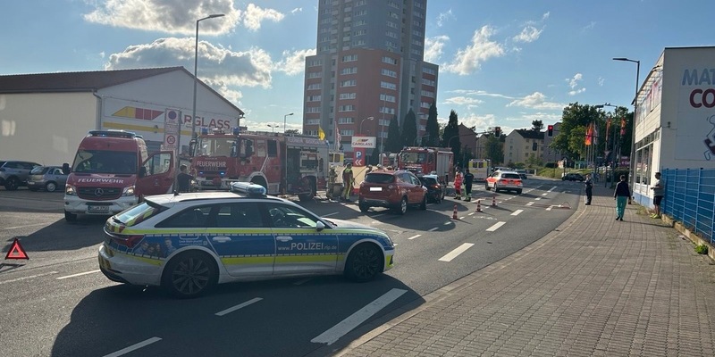 POL-PPWP: Vorfahrtsverstoß fordert Totalschaden - Foto: presseportal.de