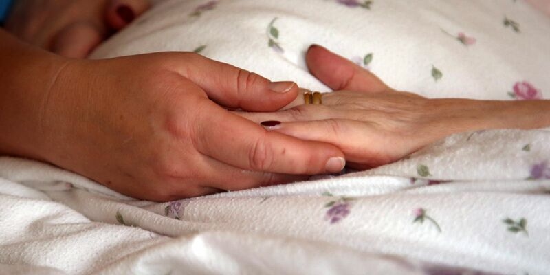 Der Verdächtige soll Frauen im Alter von 72 und 94 Jahren in ihren Wohnungen getötet haben. (Symbolbild) - Foto: Peter Förster/dpa-Zentralbild/dpa