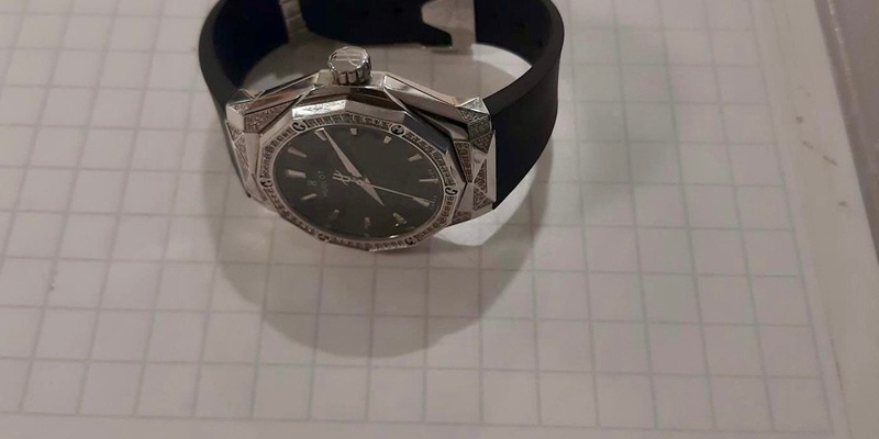 BPOL NRW: Taschendieb entwendet 30.000 Euro Uhr - Festnahme durch Bundespolizei - Foto: presseportal.de