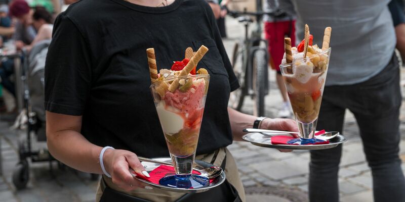 Die Preise für Dienstleistungen haben besonders angezogen.  - Foto: Daniel Vogl/dpa