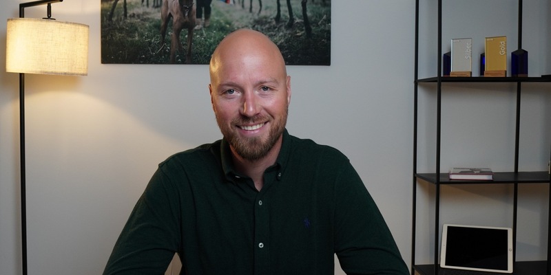 Der #Finanzpoet Max Michelberger klärt auf: Darum ist ein individuelles Anlagekonzept für den finanziellen Erfolg unverzichtbar - Foto: presseportal.de