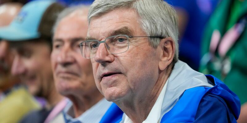 Thomas Bach will der IOC-Spitze empfehlen, dass sein Nachfolger als IOC-Präsident im März 2025 gewählt wird. - Foto: Brian Inganga/AP