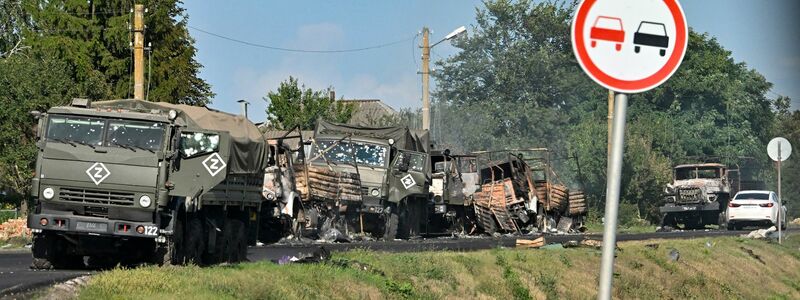 Russische Kolonne bei Kursk getroffen. - Foto: Anatoliy Zhdanov/Kommersant Publishing House/AP/dpa