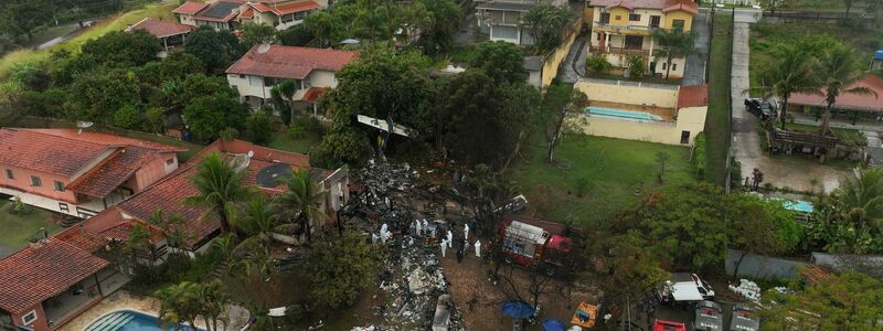 Der Unfall gehört Medienberichten zufolge zu den tödlichsten in der Geschichte der brasilianischen Luftfahrt. - Foto: Andre Penner/AP