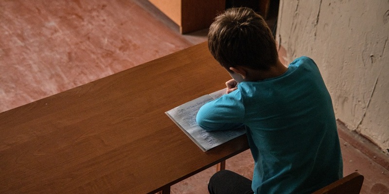 Ukraine: Zukunft von Millionen Schülern bedroht / SOS-Kinderdörfer: Investition in Bildung muss Priorität haben - Foto: presseportal.de