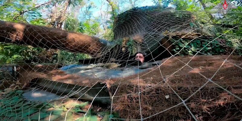 Russische Truppen versuchen seit mehr als einer Woche, die Offensive der ukrainischen Streitkräfte zurückzuschlagen. - Foto: Uncredited/Russian Defense Ministry Press Service/AP/dpa