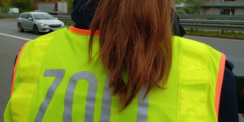 HZA-BI: Sieben illegal beschäftigte Arbeitnehmer entdeckt/Bielefelder Zoll wird bei Baustellenkontrolle in Hamm fündig - Foto: presseportal.de