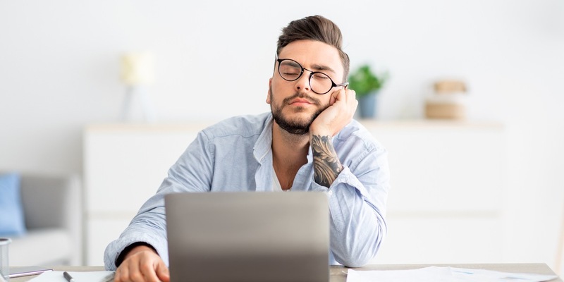 Grüße aus dem Sommerloch / wann Minusstunden problematisch werden - Foto: presseportal.de