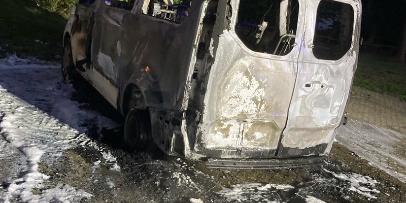POL-AC: Fahrzeugbrand vor KUE - Verdächtiger festgenommen - Foto: presseportal.de