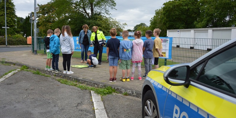 POL-SZ: Pressemitteilung der Polizeiinspektion SZ/PE/WF vom 30.10.2025. - Foto: presseportal.de