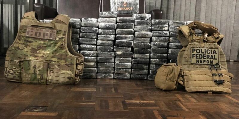 Etwa sechs Tonnen Kokain wurden im Laufe der Ermittlungen sichergestellt. - Foto: ---/Polizei Santa Catarina/dpa