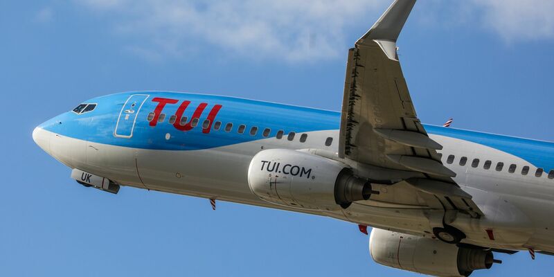 Die Reiselust der Kunden liefert Tui weiterhin Rückenwind. (Archivbild) - Foto: Christoph Schmidt/dpa