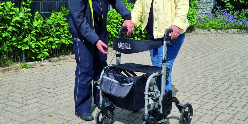 POL-HA: Seniorentag der Polizei Hagen: Prävention und Sicherheit im Straßenverkehr für ältere Menschen - Foto: presseportal.de