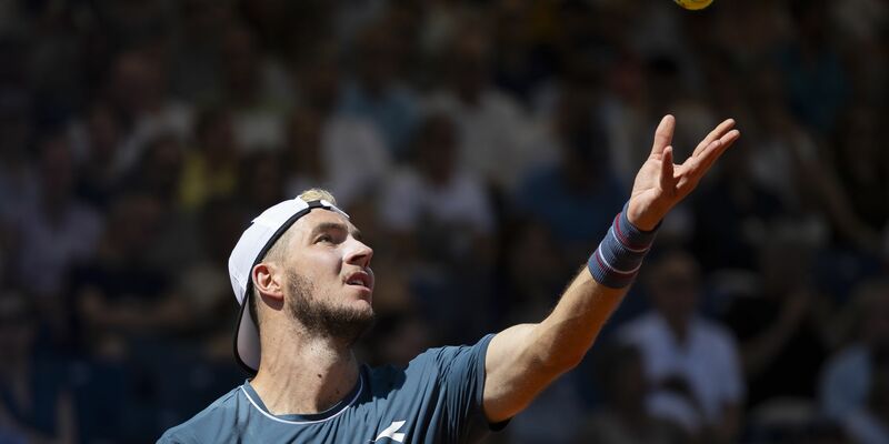 Jan-Lennard Struff ist beim Turnier in Cincinnati an Stefanos Tsitsipas gescheitert. - Foto: Peter Klaunzer/KEYSTONE/dpa