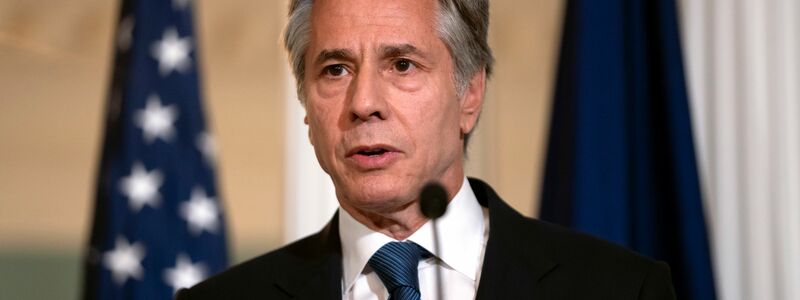 US-Außenminister Blinken will in Israel über noch strittige Fragen für ein Gaza-Abkommen reden. (Archivbild) - Foto: Mark Schiefelbein/AP/dpa