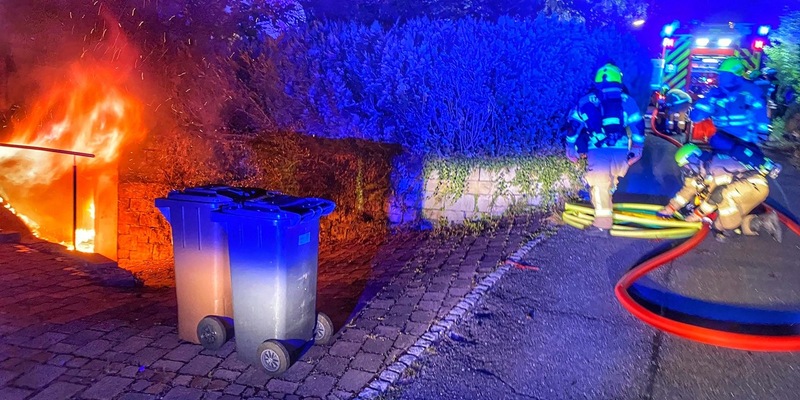 FW Konstanz: PKW Brand in Garage - Foto: presseportal.de