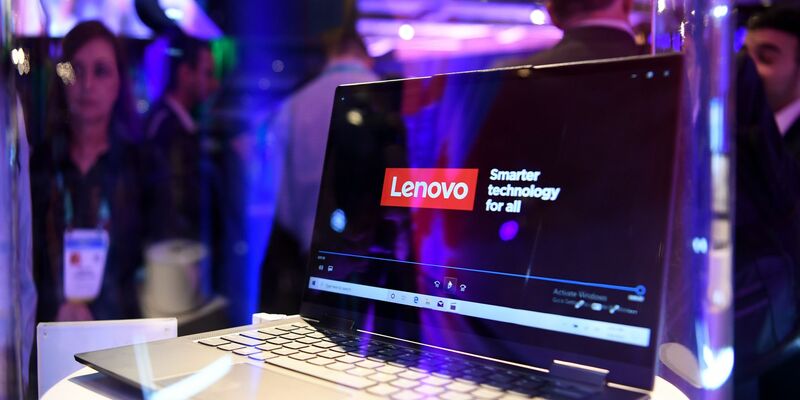 Lenovo setzt darauf, dass der Austausch der zu Corona-Zeiten gekauften Notebooks durch neuere Geräte allmählich näher rückt. (Archivbild) - Foto: Wu Xiaoling/XinHua/dpa