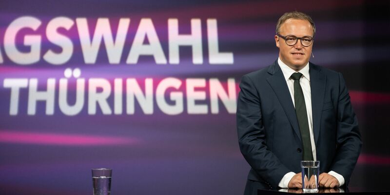 Nach einer TV-Runde fordert Thüringens CDU-Spitzenkandidat Mario Voigt von der Wagenknecht-Partei eine Erklärung zum Umgang mit der AfD. - Foto: Jacob Schröter/dpa
