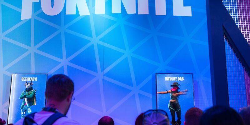 Der «Fortnite»-Entwickler Epic Games verletzte absichtlich die App-Store-Regeln und wurde dafür von Apple verbannt. (Archivbild) - Foto: Andrea Warnecke/dpa-tmn/dpa