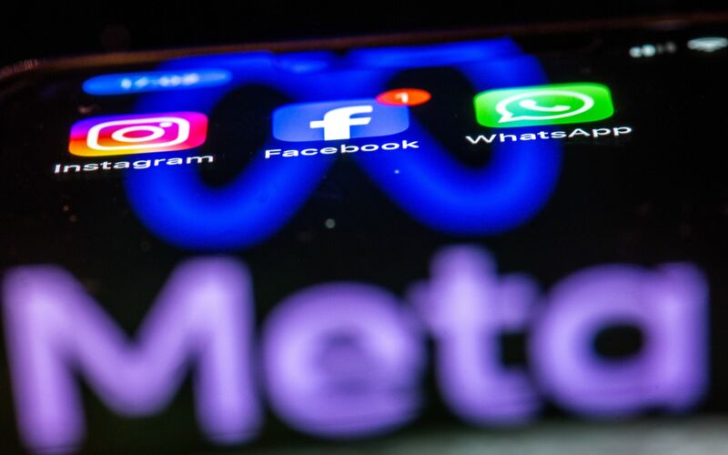 Italiens Wettbewerbshüter gehen gegen den Konzern Meta vor. (Illustration) - Foto: Jens Büttner/dpa